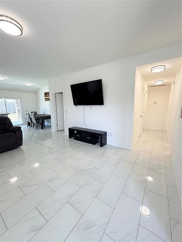 1801 Hannah Lane, Oklahoma City, OK 73127