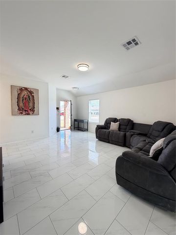 1801 Hannah Lane, Oklahoma City, OK 73127