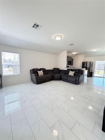1801 Hannah Lane, Oklahoma City, OK 73127