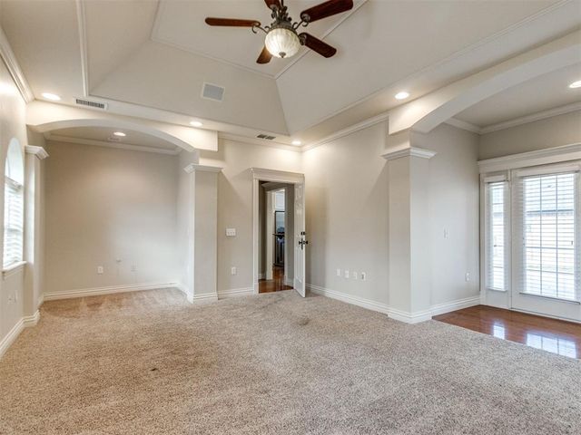 4832 Montrose Drive, Del City, OK 73115