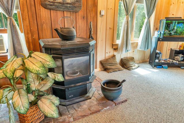 25 South Mayhew Turnpike, Hebron, NH 03241