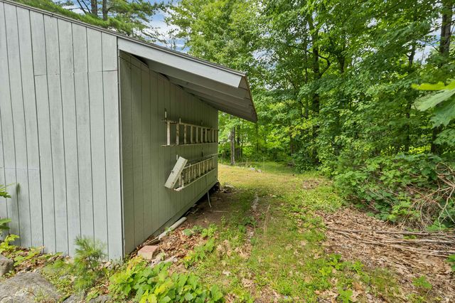 25 South Mayhew Turnpike, Hebron, NH 03241