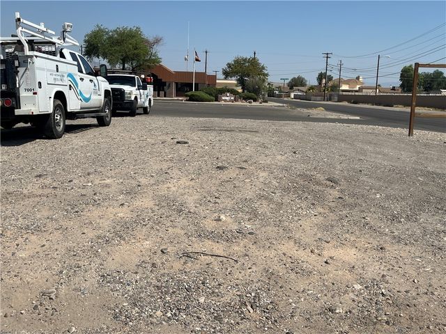 868 Gemstone Avenue, Bullhead City, AZ 86442