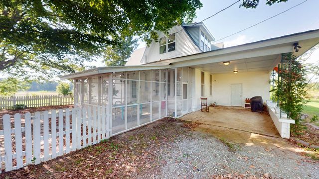 10665 Highway 54, Paris, TN 38242