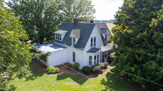 10665 Highway 54, Paris, TN 38242