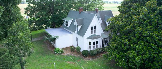 10665 Highway 54, Paris, TN 38242