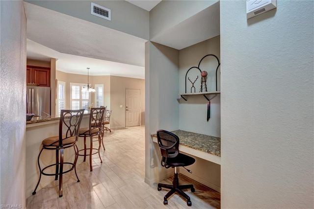 1750 Concordia Lake CIR 101, Cape Coral, FL 33909