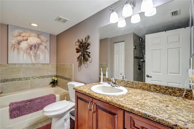 1750 Concordia Lake CIR 101, Cape Coral, FL 33909