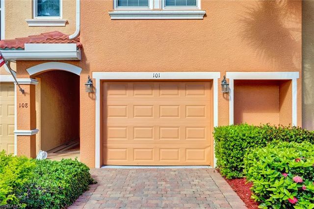 1750 Concordia Lake CIR 101, Cape Coral, FL 33909