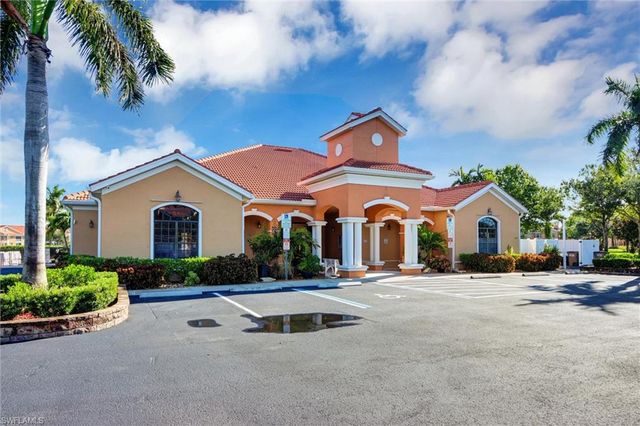 1750 Concordia Lake CIR 101, Cape Coral, FL 33909