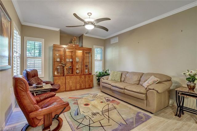 1750 Concordia Lake CIR 101, Cape Coral, FL 33909