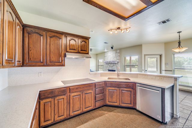 811 Stirrup, Spring Branch, TX 78070