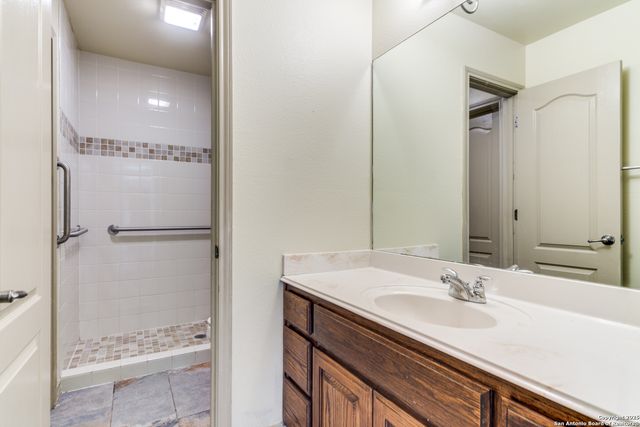 811 Stirrup, Spring Branch, TX 78070
