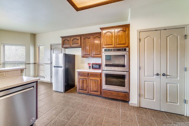 811 Stirrup, Spring Branch, TX 78070
