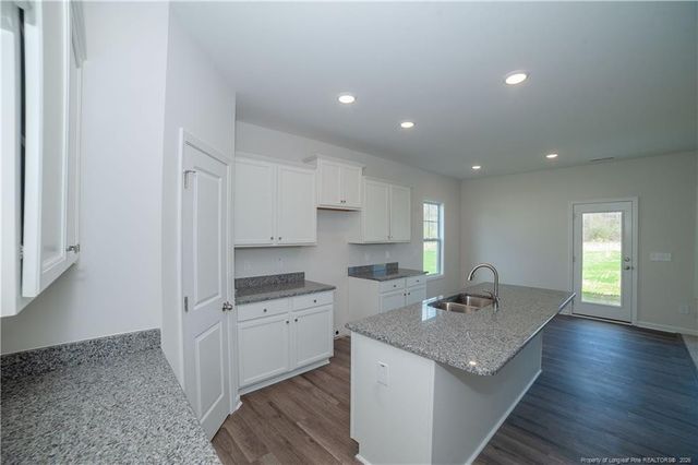 122 Jones Creek Lane, Lillington, NC 27546