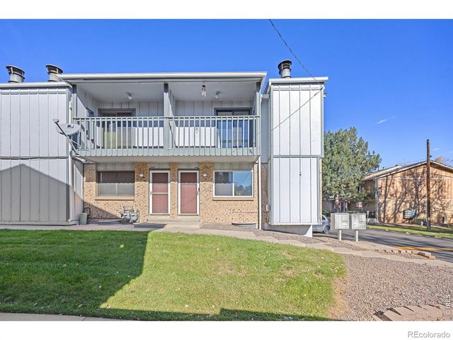 548 Vance Street, Lakewood, CO 80226