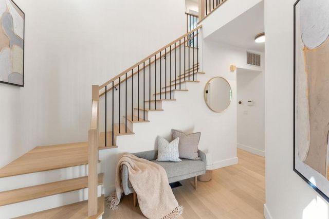 145 Gloria Circle, Menlo Park, CA 94025