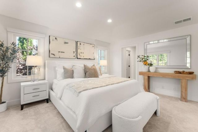 145 Gloria Circle, Menlo Park, CA 94025