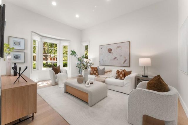 145 Gloria Circle, Menlo Park, CA 94025