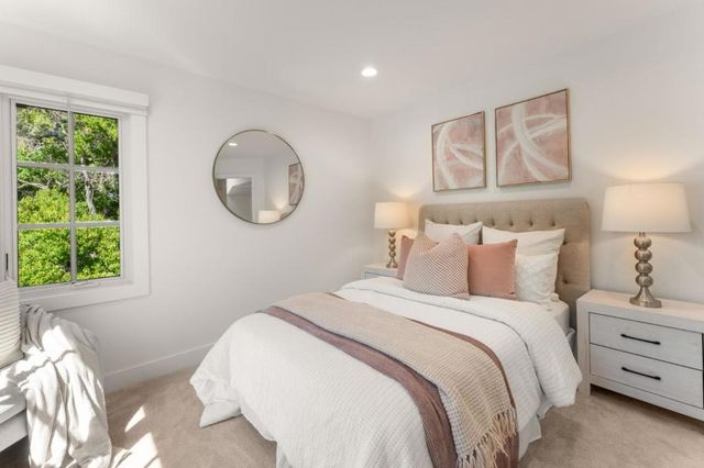 145 Gloria Circle, Menlo Park, CA 94025