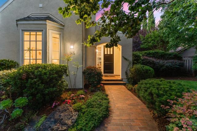 145 Gloria Circle, Menlo Park, CA 94025