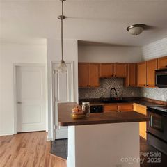 202 Brickton Village Circle 305, Fletcher, NC 28732