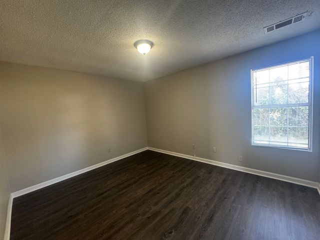 4355 CLEOPATRA RD, Memphis, TN 38128