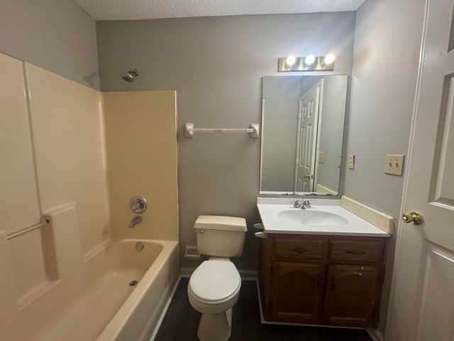 4355 CLEOPATRA RD, Memphis, TN 38128