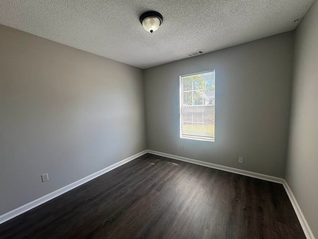 4355 CLEOPATRA RD, Memphis, TN 38128