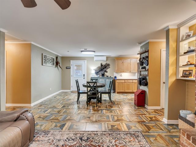 45 County Road 2219, Cleveland, TX 77327