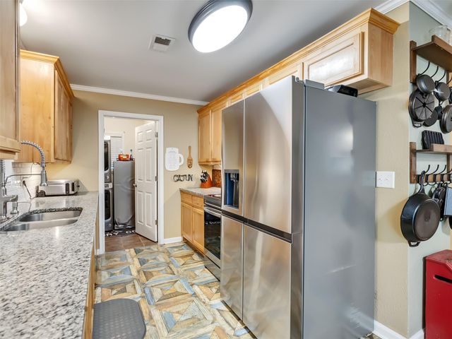 45 County Road 2219, Cleveland, TX 77327