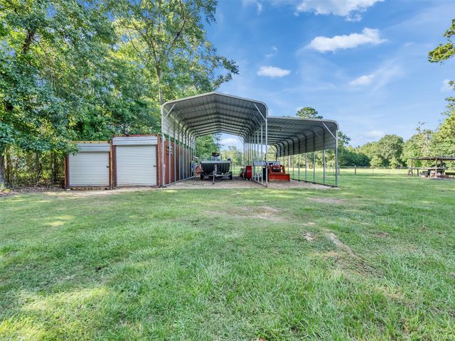 45 County Road 2219, Cleveland, TX 77327