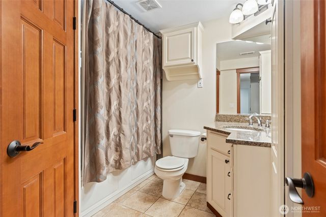 22715 Country Drive E, Graham, WA 98338