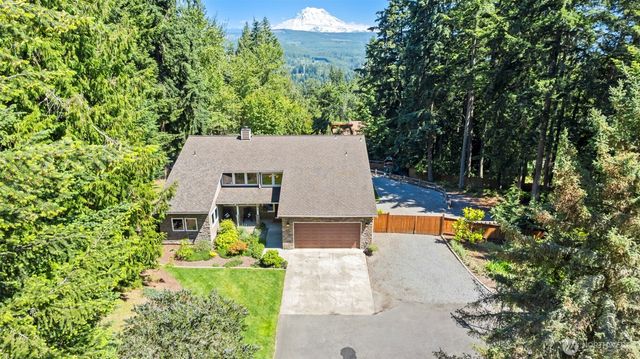 22715 Country Drive E, Graham, WA 98338