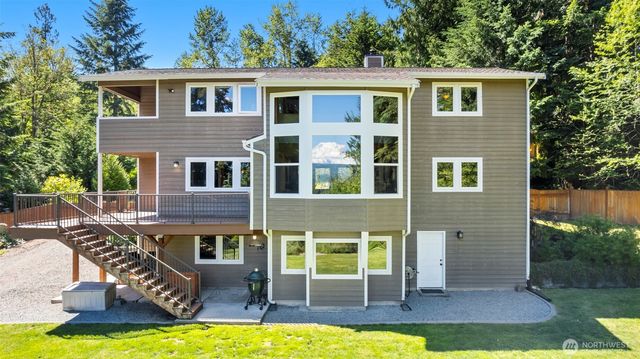 22715 Country Drive E, Graham, WA 98338