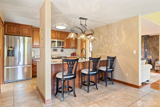 22715 Country Drive E, Graham, WA 98338