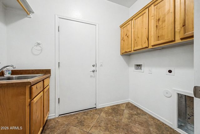 6587 S MARTINGALE Road, Gilbert, AZ 85298