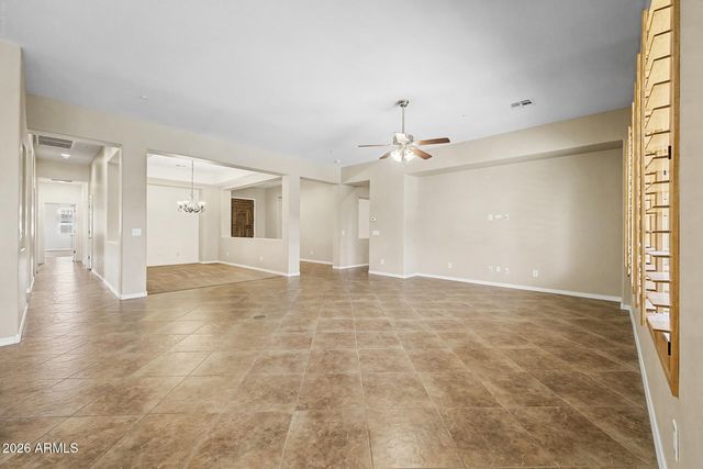 6587 S MARTINGALE Road, Gilbert, AZ 85298