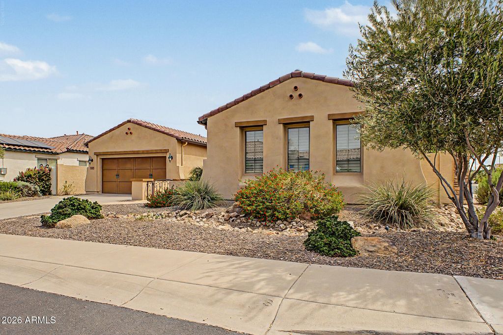 6587 S MARTINGALE Road, Gilbert, AZ 85298 — exterior