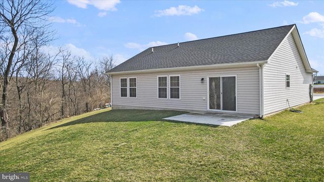 105 WHIPPET CT, Martinsburg, WV 25401