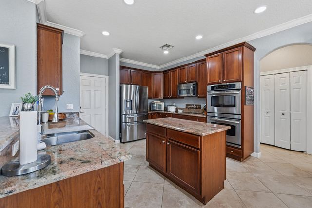 5537 SE Hammock Reserve Terrace, Hobe Sound, FL 33455