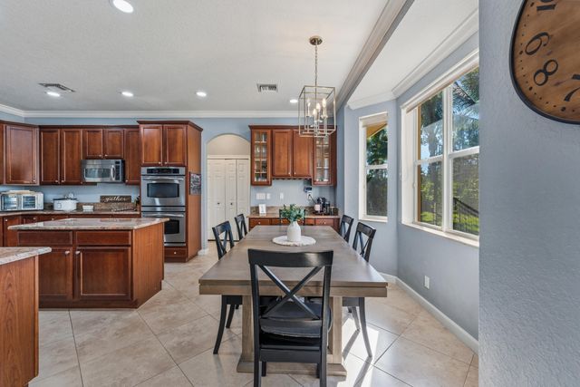 5537 SE Hammock Reserve Terrace, Hobe Sound, FL 33455