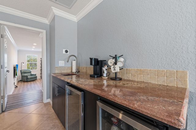 5537 SE Hammock Reserve Terrace, Hobe Sound, FL 33455