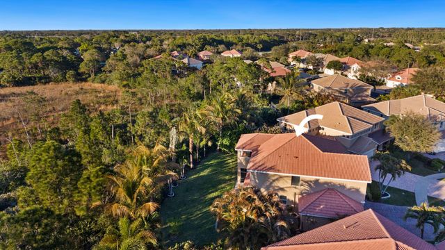 5537 SE Hammock Reserve Terrace, Hobe Sound, FL 33455