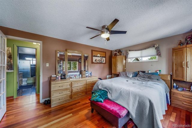 1590 Roslyn Street, Denver, CO 80220