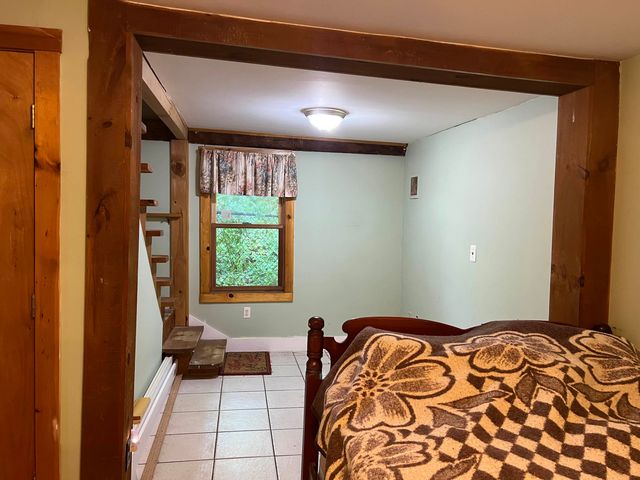 41 Organ Street, Brattleboro, VT 05301