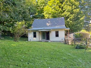 41 Organ Street, Brattleboro, VT 05301
