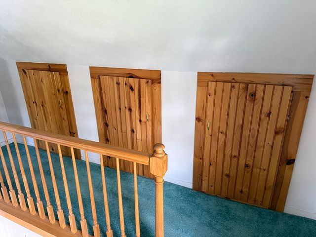 17 Royal St, Agawam, MA 01030