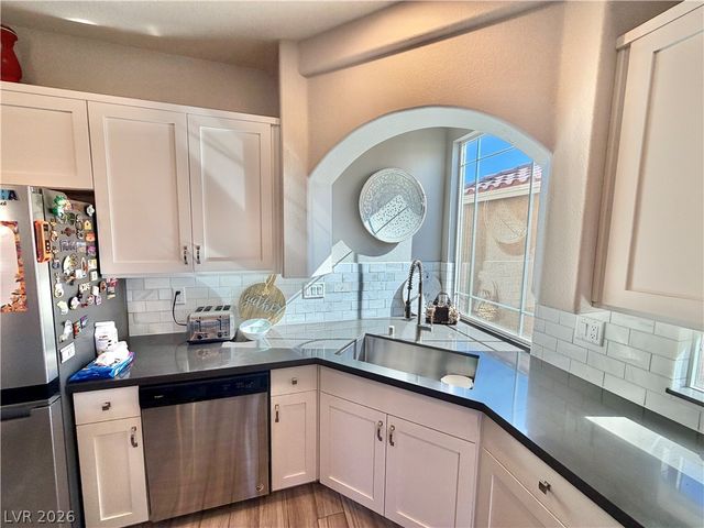 5684 CAMILLA CELLARS Court, Las Vegas, NV 89141