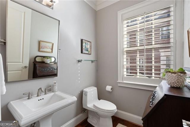 861 Lullwater Park Lane, Atlanta, GA 30306